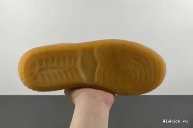 “Pale Jordan Sand” Air Low Vanilla 1 SE 0701